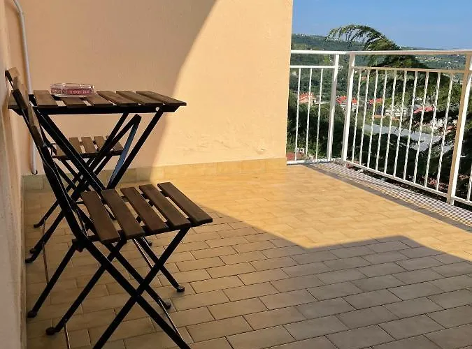 Hiša za goste Darina 3*