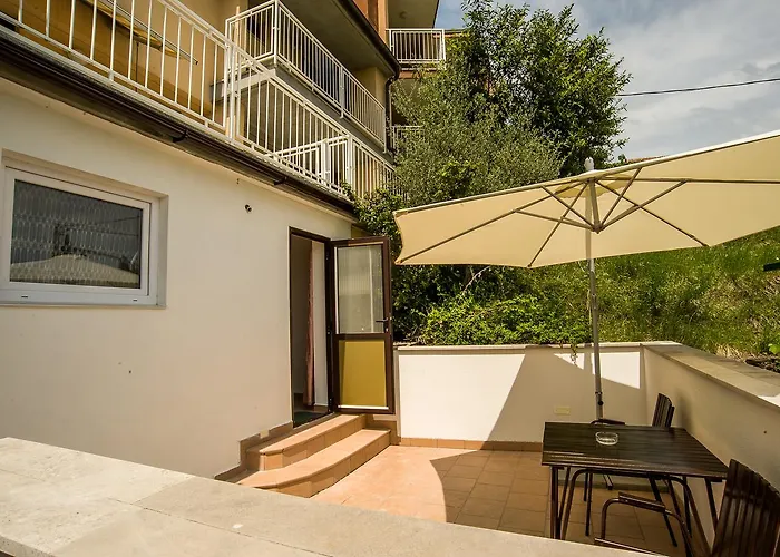 Darina בית הארחה 3*